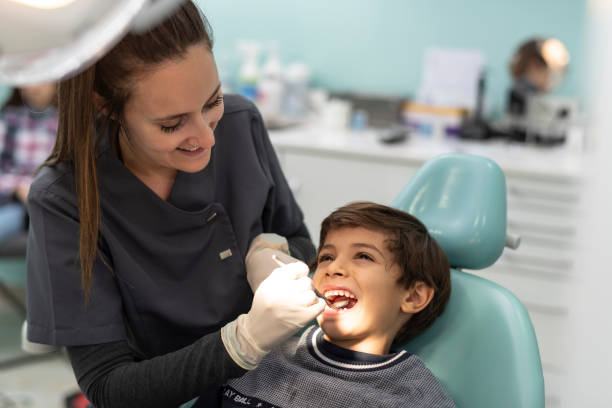 Best Emergency Dental Care for Broken or Chipped Teeth in Rancho Alegre, TX